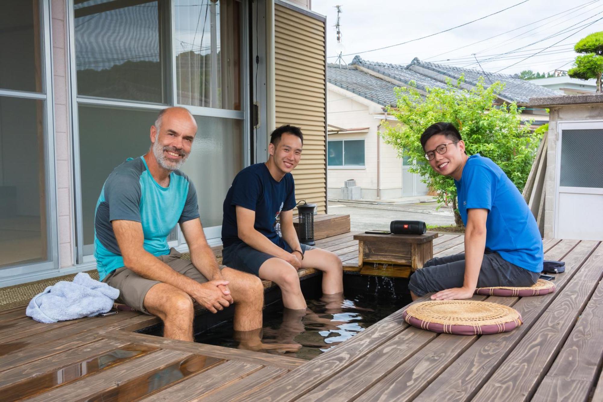 קירישימה Live Here Like Local Japanese Do מראה חיצוני תמונה